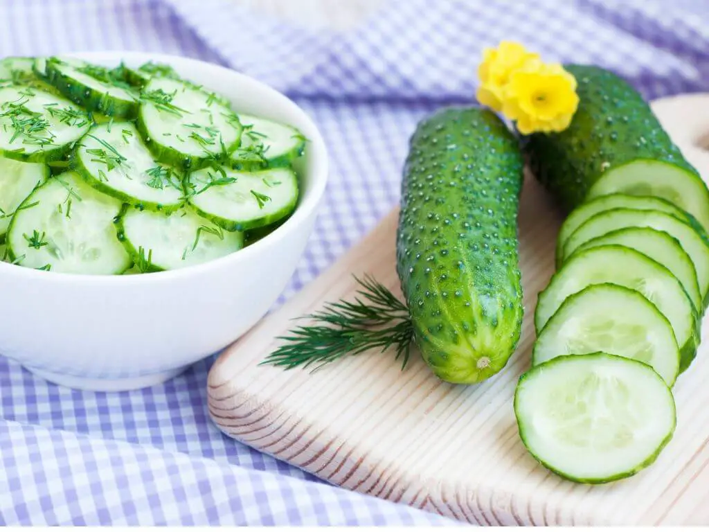 How to Choose Fresh Cucumbers