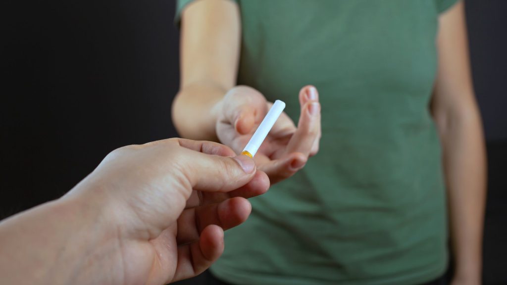 Can You Get An STD From Sharing A Cigarette? Robustalive